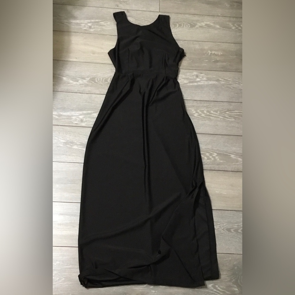 Breakfast at Tiffany’s 2020 Paramount Pictures Little Black Dress L